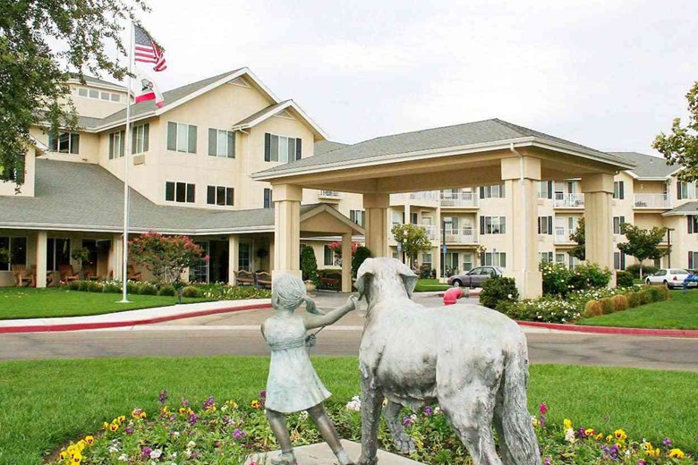 Image of Solstice Senior Living at Clovis (1)
