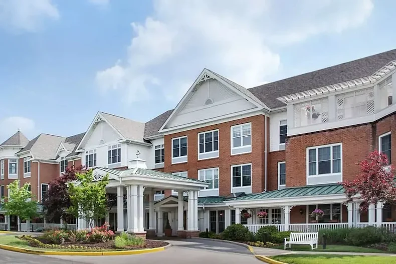 Image of Fairmont Senior Living on Clayton (1)
