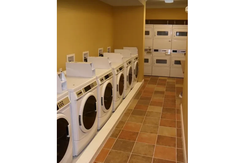 Image of Pine Berry Senior Apartments (8)