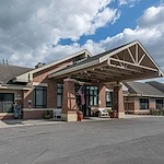 Image of The Auberge at Oak Village (2)