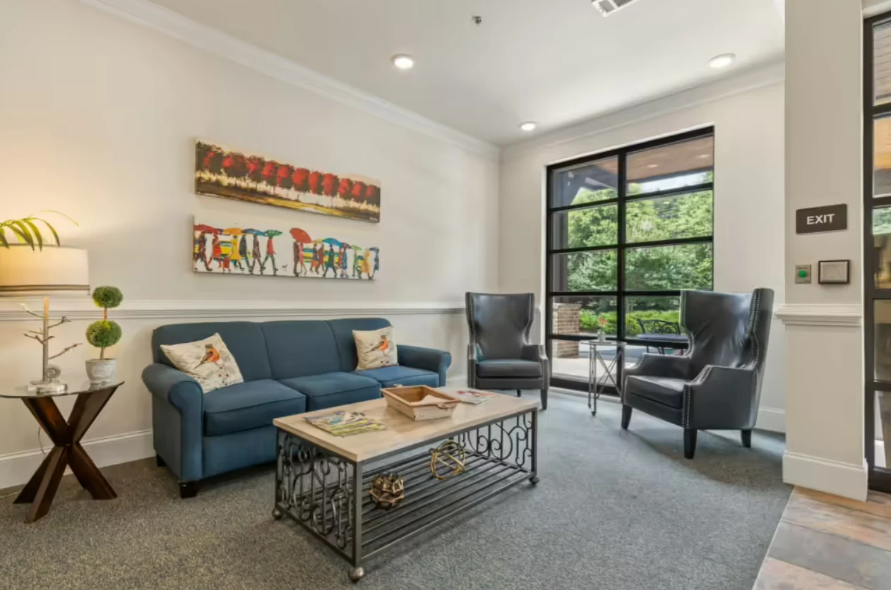 Image of The Mansions at Alpharetta - Assisted Living & Memory Care (7)