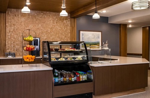 Snack bar at Broadwell Senior Living at Plymouth