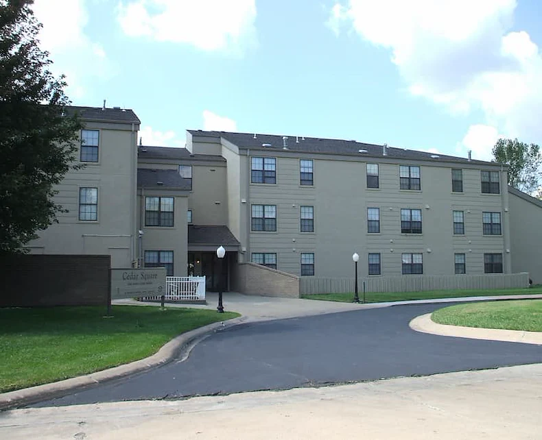 Image of Cedar Square Apartments (1)