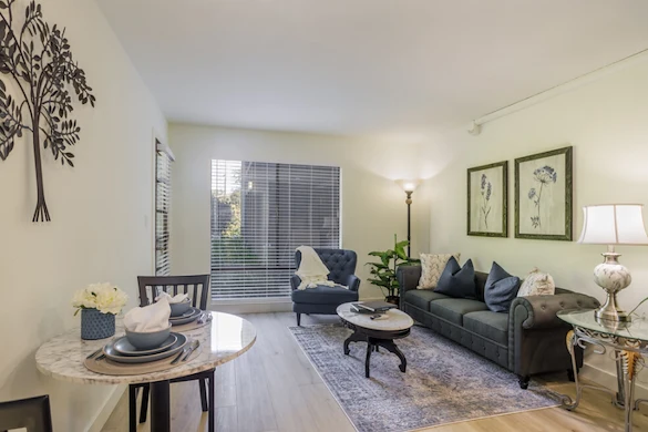 Image of The Crest at Citrus Heights (5)