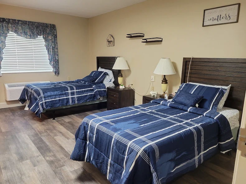 Image of Taylorsville House (6)