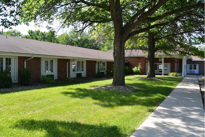 Image of Accura Healthcare Of Ames, LLC (1)