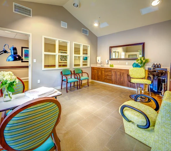 Image of Tampa Lakes Health And Rehabilitation Center (4)