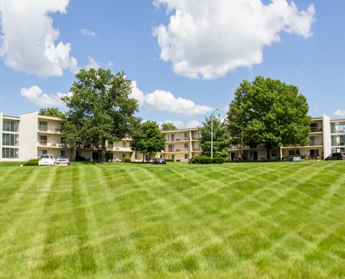 Image of Crestwood Village North (1)