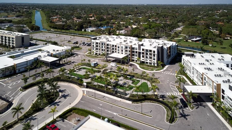 Image of The Oasis at Coral Reef (6)