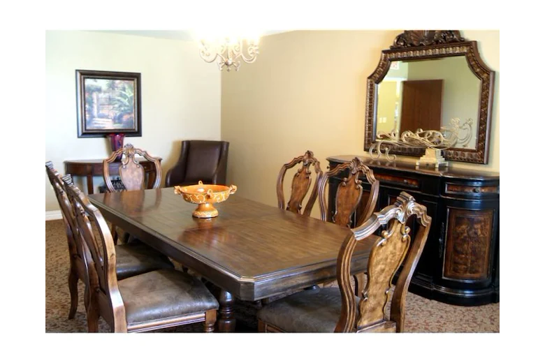 Image of Hidalgo Nursing and Rehabilitation Center (3)