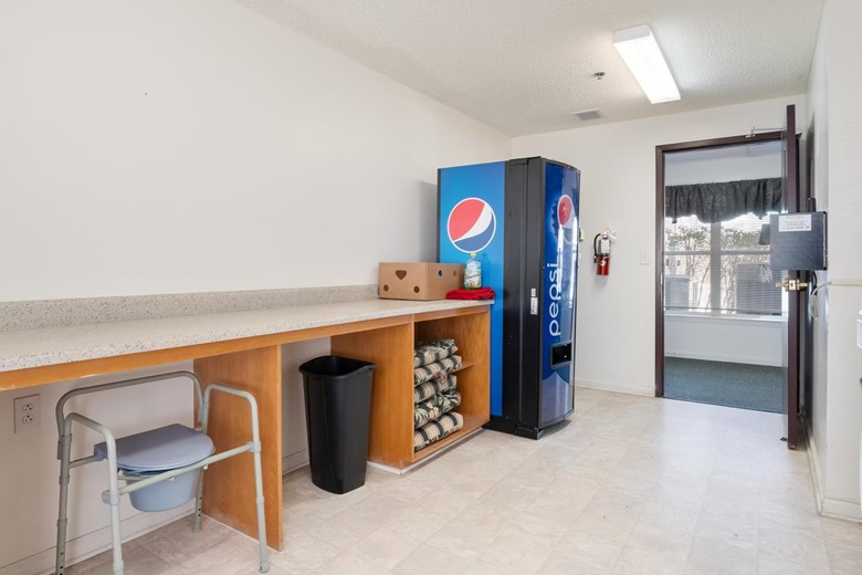 Image of Ridgewood Place Senior Apartments (4)