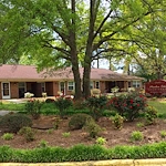 Image of Meadow Oaks Apartments (1)