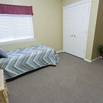 Image of Ashley Manor - Hawthorne (4)