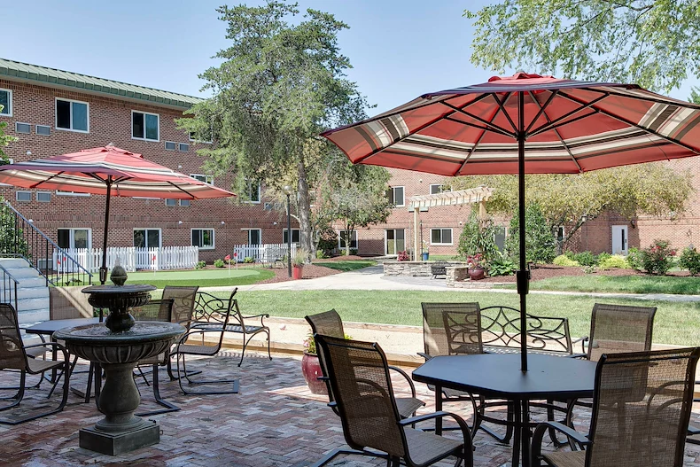 Bartlett Reserve independent living in Durham, NC, outdoor sitting area