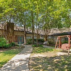 Image of Lewis Park Estates Senior Living (2)
