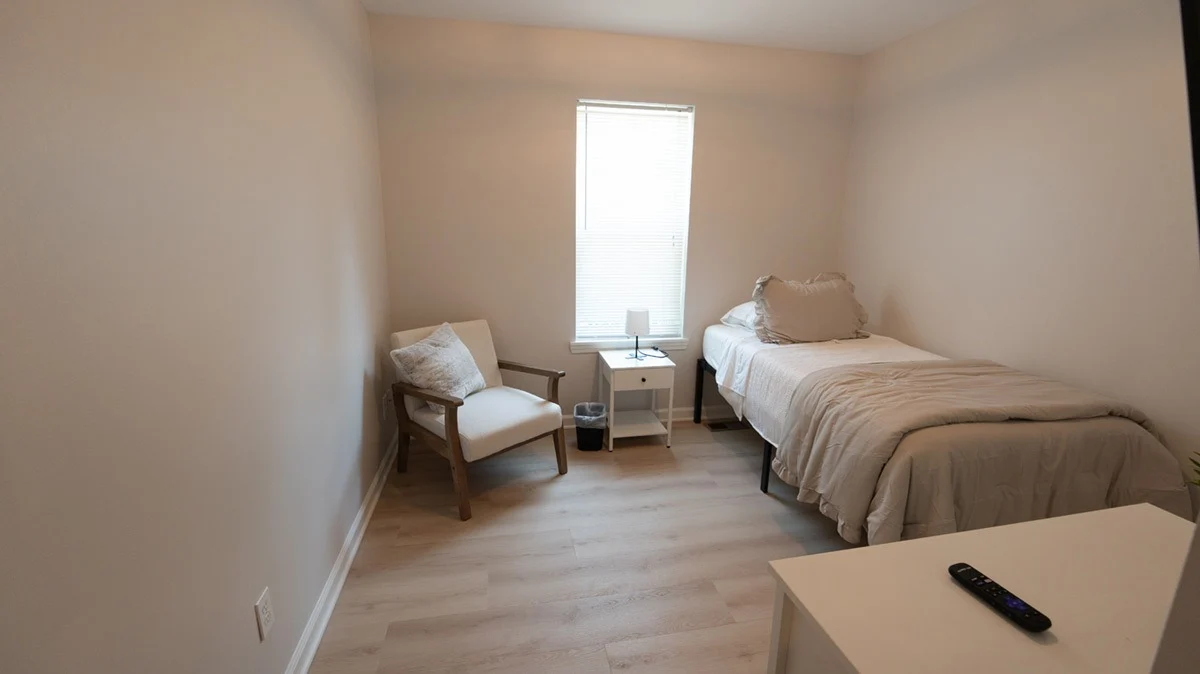 Image of OakBrook Senior Living at South Lyon (5)