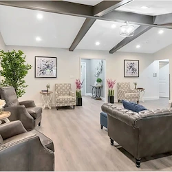 Image of Silver Leaf Plano on Appalachian (3)