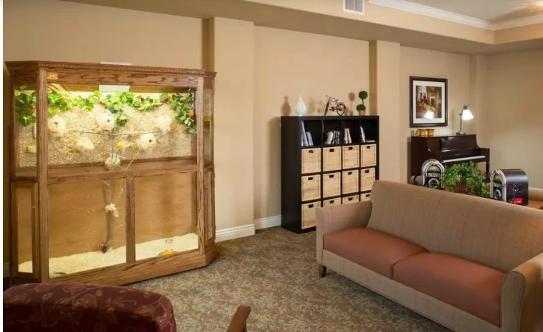 Image of Oakmont of Carmichael (4)