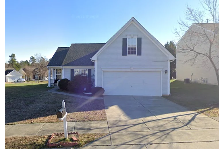 Image of The Manor at Edgewater (1)