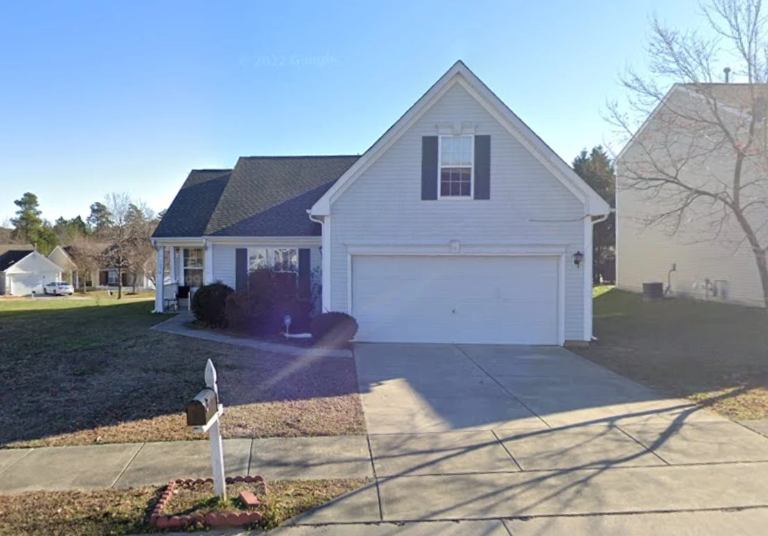 Image of The Manor at Edgewater (1)