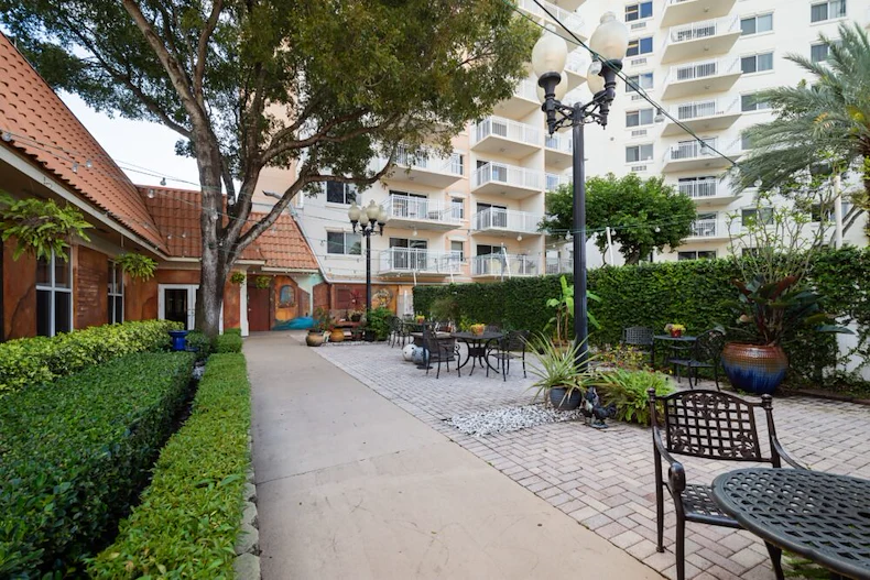 Image of The Court at Palm Aire (5)