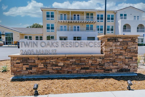 Image of Twin Oaks Senior (2)