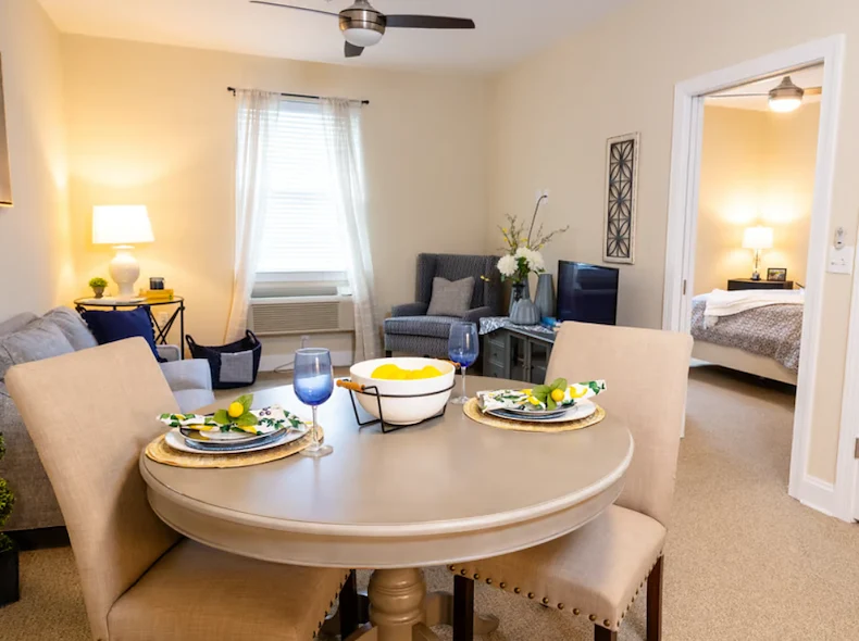 Image of Commonwealth Senior Living at Front Royal (6)