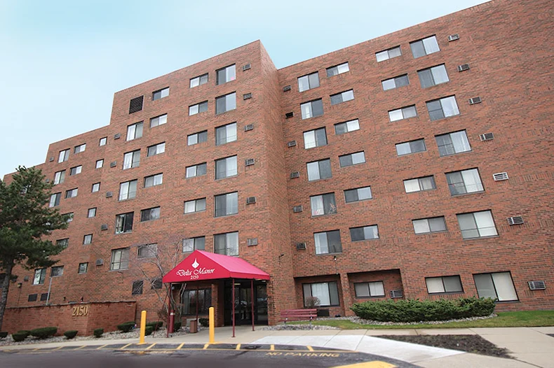 Image of Delta Manor (1)