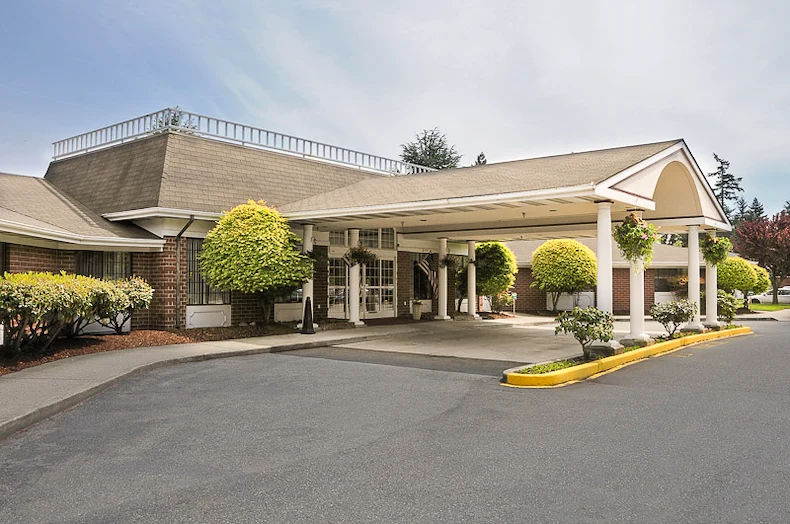 Image of Hallmark Manor (1)