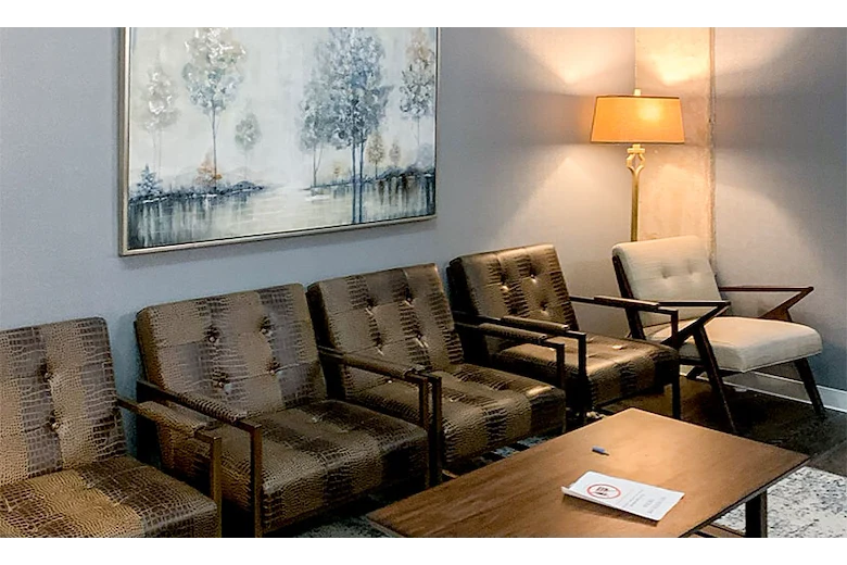 Image of Windsor Court (2)