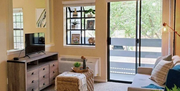 Image of Carlton Senior Living Pleasant Hill - Martinez (8)