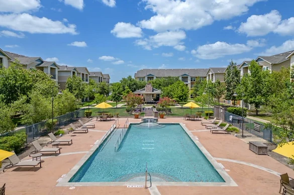 Image of Belle at Bay Colony (4)