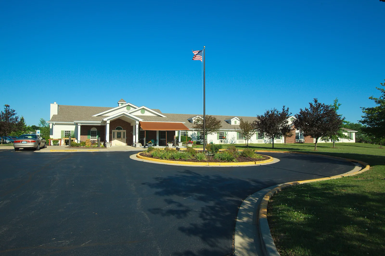 Image of Oakley Courts Assisted Living Community (1)