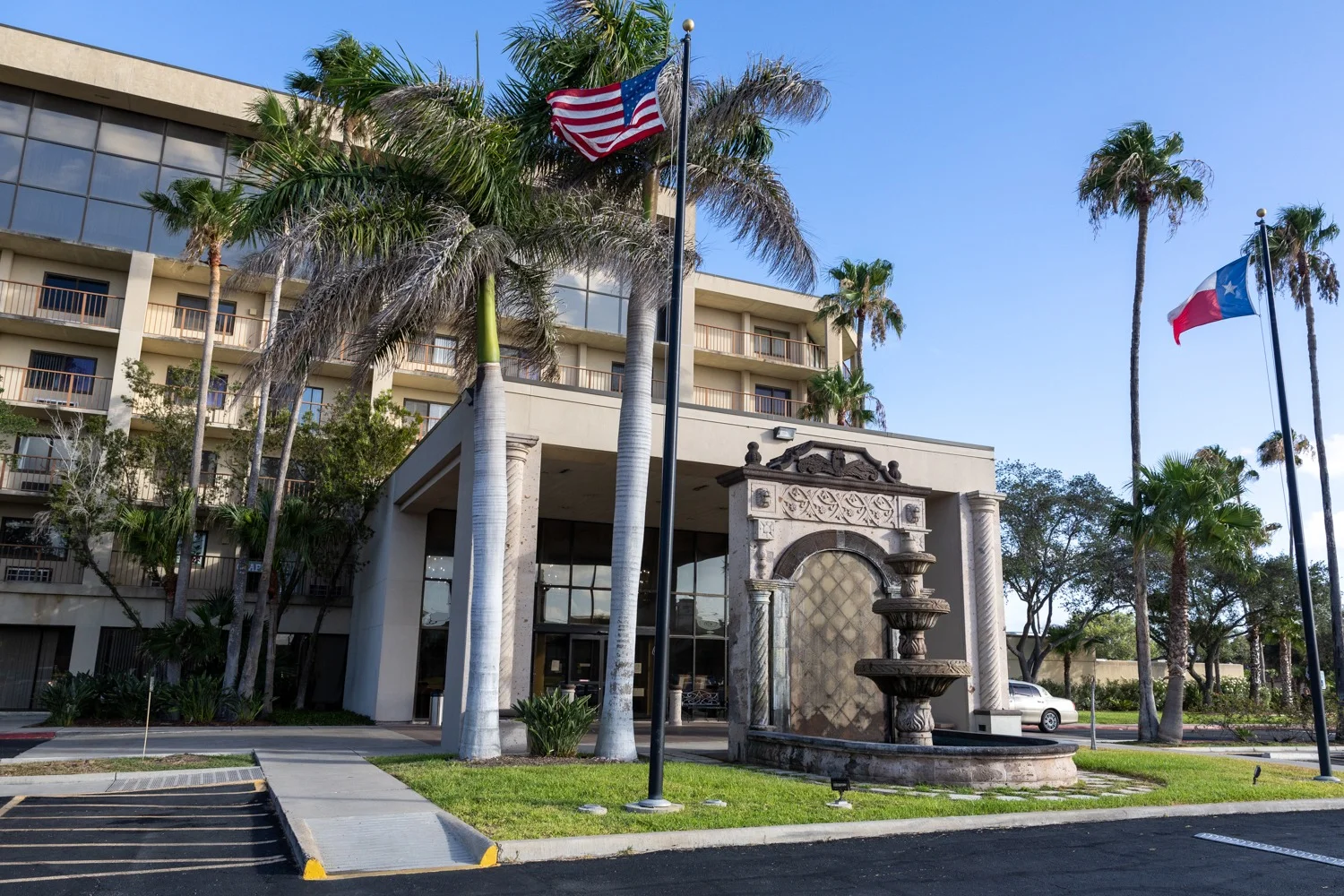 Image of Golden Palms Rehabilitation & Retirement (3)