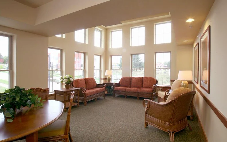 Image of Oak Park Place - Madison East Grandview (4)