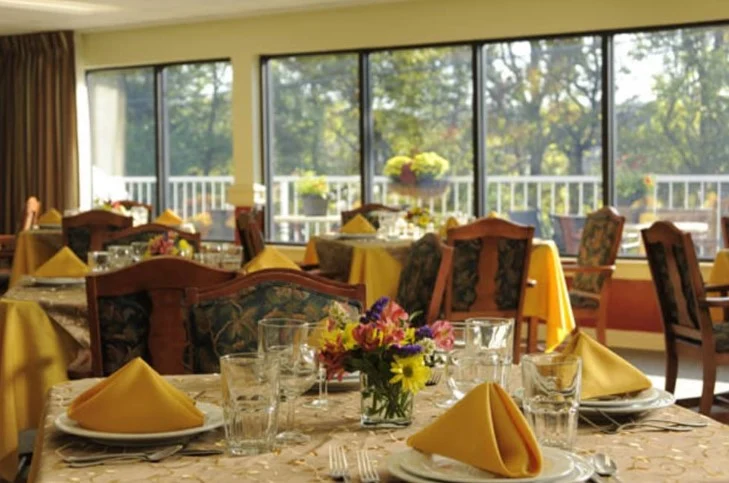 Image of Willow Creek Senior Living (5)