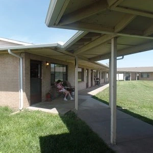 Image of Larsen Apartments (3)