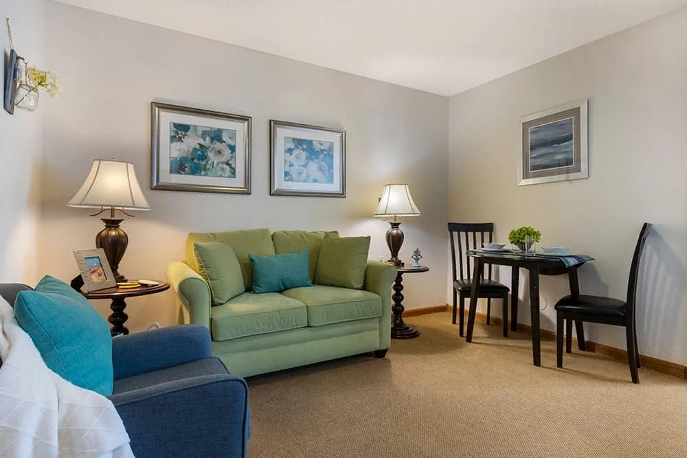 Image of Springtree Manor (6)