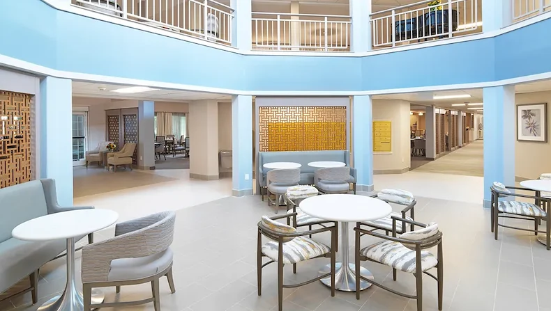 Image of Holiday Valencia Commons (2)