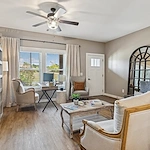 Image of The Pearl at Dallas (7)