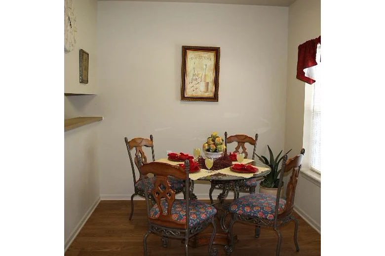 Image of Chapel Hill Commons I (3)