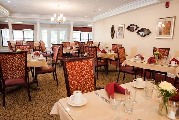 Image of Commonwealth Senior Living at Hillsville (4)