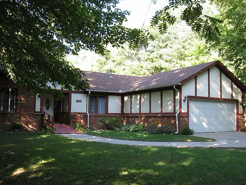 Image of Eden House Senior Assisted Living (1)