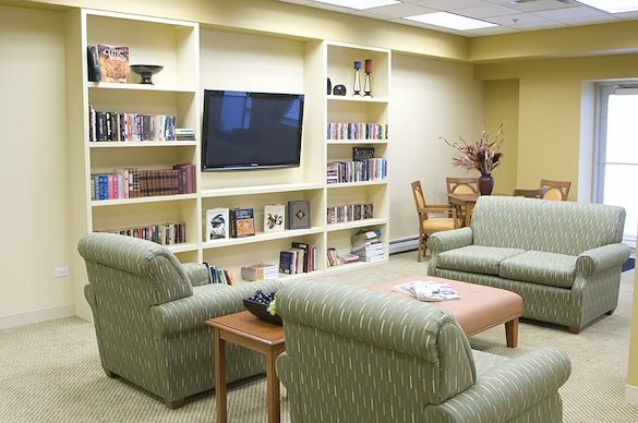 Image of Senior Suites of Kelvyn Park (3)