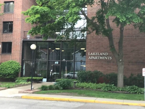 Image of Lakeland Apartments (1)