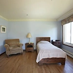 Image of Golden Gardens (5)