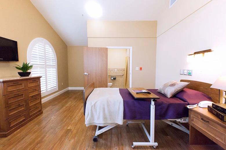 Image of Arlington Gardens Care Center (4)