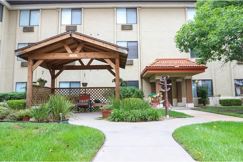 Image of Sedgwick Plaza (1)