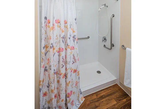 Image of Luther Crest (5)