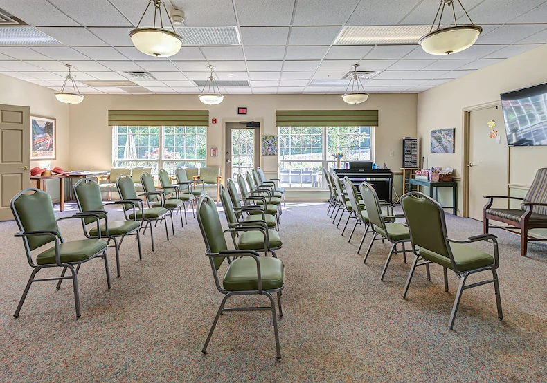 Image of Arden Courts of Chagrin Falls (4)